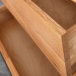 Elegancka szafka nocna z litego drewna Eleana 2L-RE