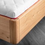 Elegancka Sypialnia z Łóżkiem Dębowym Lelina C