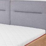 Elegancka Sypialnia z Łóżkiem Dębowym Lelina C