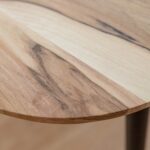 Stolik kawowy z drewna orzechowego Awokado