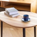 Stolik kawowy z drewna orzechowego Awokado