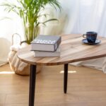 Stolik kawowy z drewna orzechowego Awokado