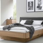 Stylowe Łóżko Dębowe z Eleganckim Wykończeniem Elona B