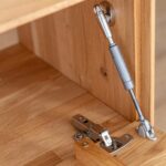 Szeroka Komoda TV Dębowa Essentia