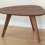 Dębowy nowoczesny stolik nocny Basic