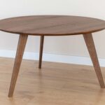 Klasyczny nowoczesny dębowy stolik 90 cm Basic