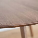 Klasyczny nowoczesny dębowy stolik 90 cm Basic