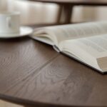 Klasyczny dębowy nowoczesny stolik Basic