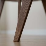 Klasyczny nowoczesny dębowy stolik 90 cm Basic