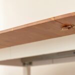 Praktyczny klasyczny sosnowy stół Ingrid