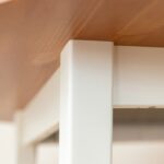 Praktyczny klasyczny sosnowy stół Ingrid