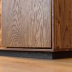 Elegancka dębowa nowoczesna witryna Essentia