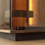 Elegancka nowoczesna dębowa witryna Essentia