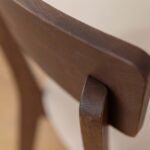 Krzesło dębowe z beżowym siedziskiem MAX