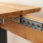 Minimalistyczny rozkładany dębowy stół Basic