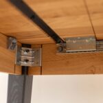 Minimalistyczny rozkładany dębowy stół Basic