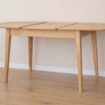 Klasyczny nowoczesny dębowy stół 120 cm Basic