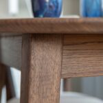 Klasyczny rozkładany dębowy stół 160 cm Basic