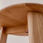 Nowoczesny dębowy stolik nocny Asento