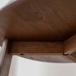 Klasyczny dębowy nowoczesny stolik 61 cm Asento