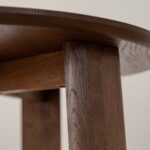 Klasyczny dębowy nowoczesny stolik 61 cm Asento