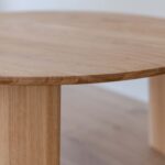 Klasyczny nowoczesny dębowy stolik 71 cm Asento