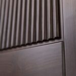 Nowoczesna szafa 70 cm tabacco 3-drzwiowa Kalari