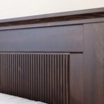 Skandynawskie klasyczne sosnowe łóżko Kalari