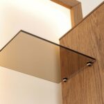 Elegancka nowoczesna dębowa witryna Essentia