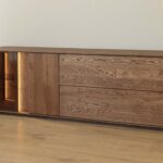 Nowoczesna dębowa szafka RTV 185 cm Essentia