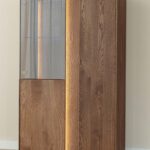 Elegancka dębowa nowoczesna witryna Essentia