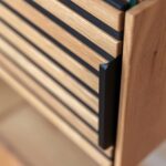 Dębowa Witryna z Lamelami Loftwood