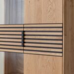 Szeroka Witryna z Lamelami Loftwood