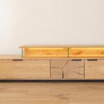 Modernistyczna Szafka RTV z Plastrem Drewna Loftwood