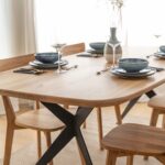 Dębowy Stół na Metalowych Nogach Fressa