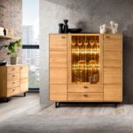 Stylowa Witryna na Metalowych Nóżkach Sole