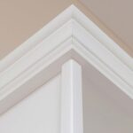 Biały regał biblioteczka sosnowa ANADI