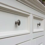 Biała nadstawka do kredensu INGRID