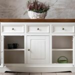 Biała klasyczna komoda drewniana INGRID