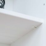 Biały regał biblioteczka sosnowa ANADI