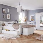 Szafka nocna w klasycznym stylu INGRID