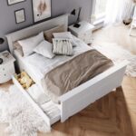 Szafka nocna w klasycznym stylu INGRID