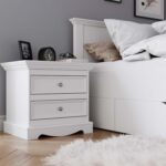 Szafka nocna w klasycznym stylu INGRID