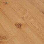 Białe krzesło z litego drewna INGRID