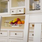 Biała nadstawka do kredensu INGRID