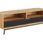 Matowe szkło i czarne stalowe elementy w stylu loft