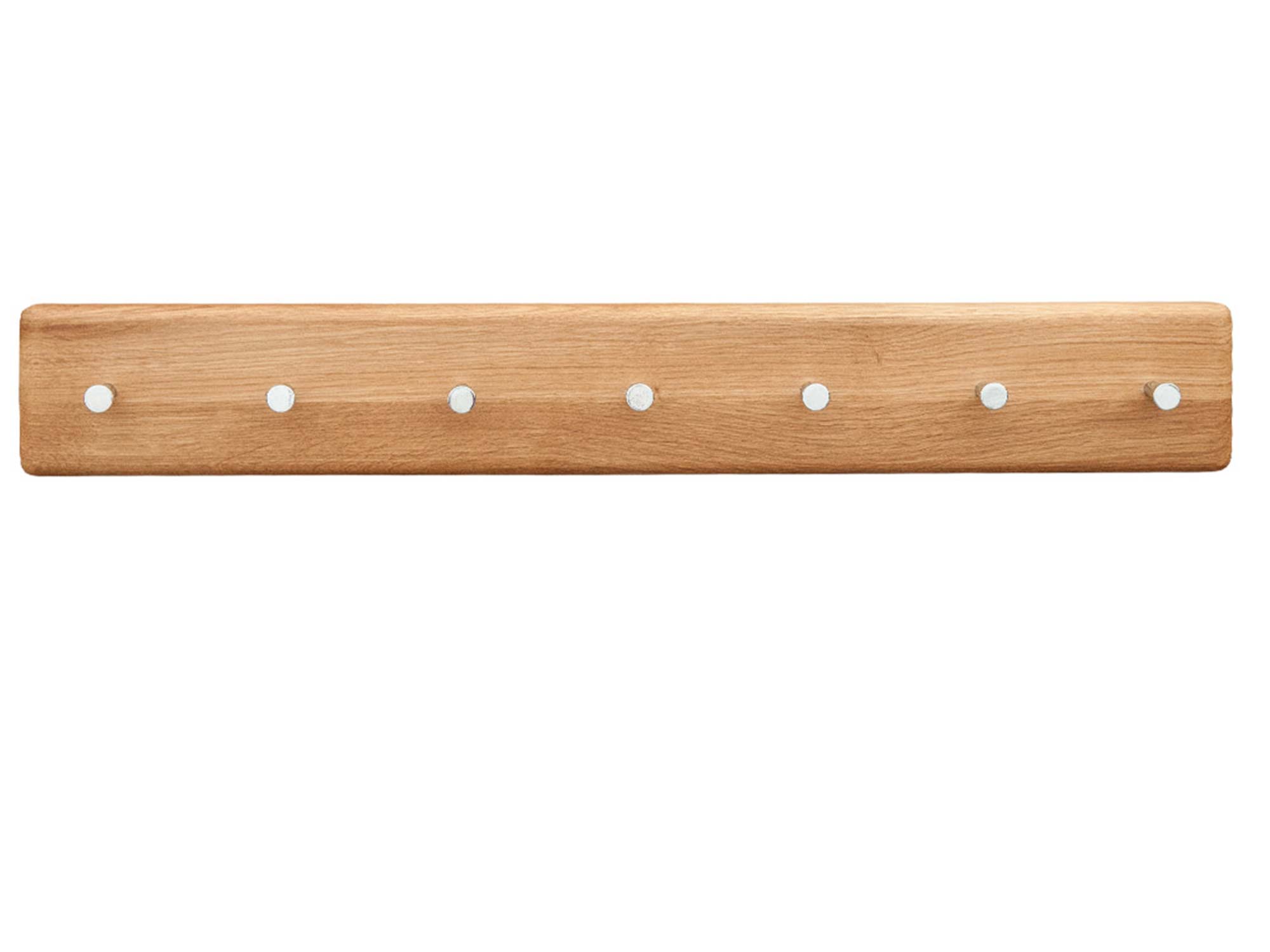 Drewniana listwa ścienna z otworami na haczyki w minimalistycznym stylu